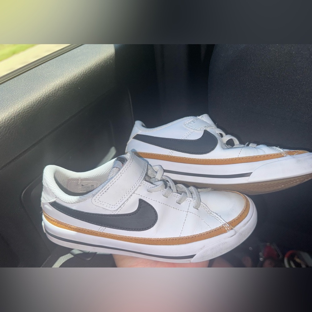 Nike Youth Court Legacy